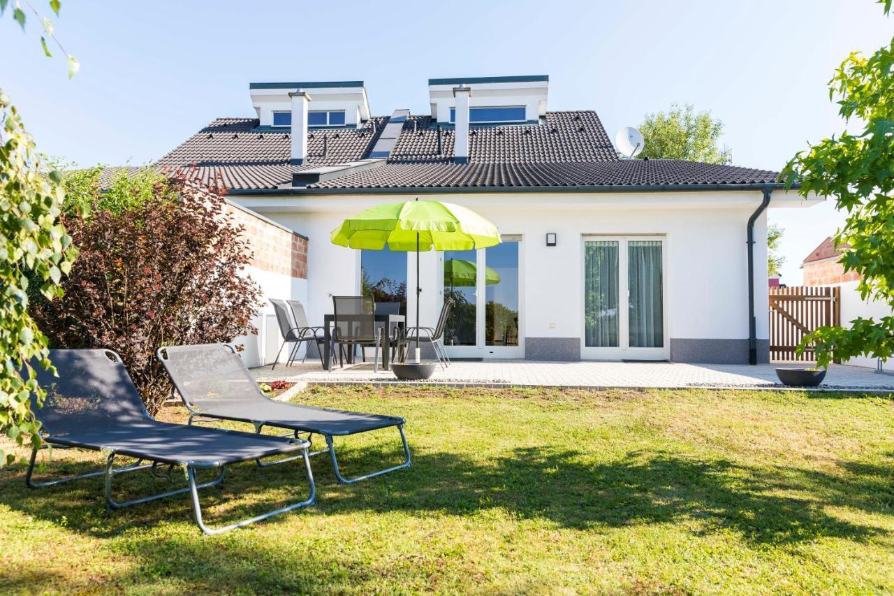 Domizil Illmitz Villa Exterior photo